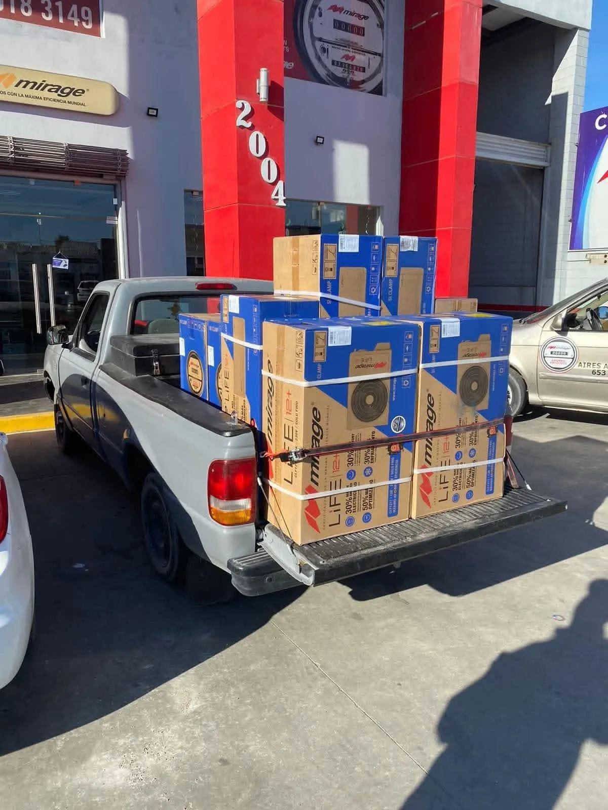 Instalación y venta de equipos de aire acondicionado Mirage por Aires Torito